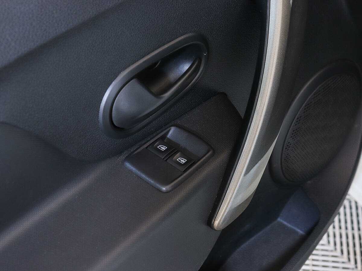 Renault Logan 2020 года с пробегом. Фото: #12