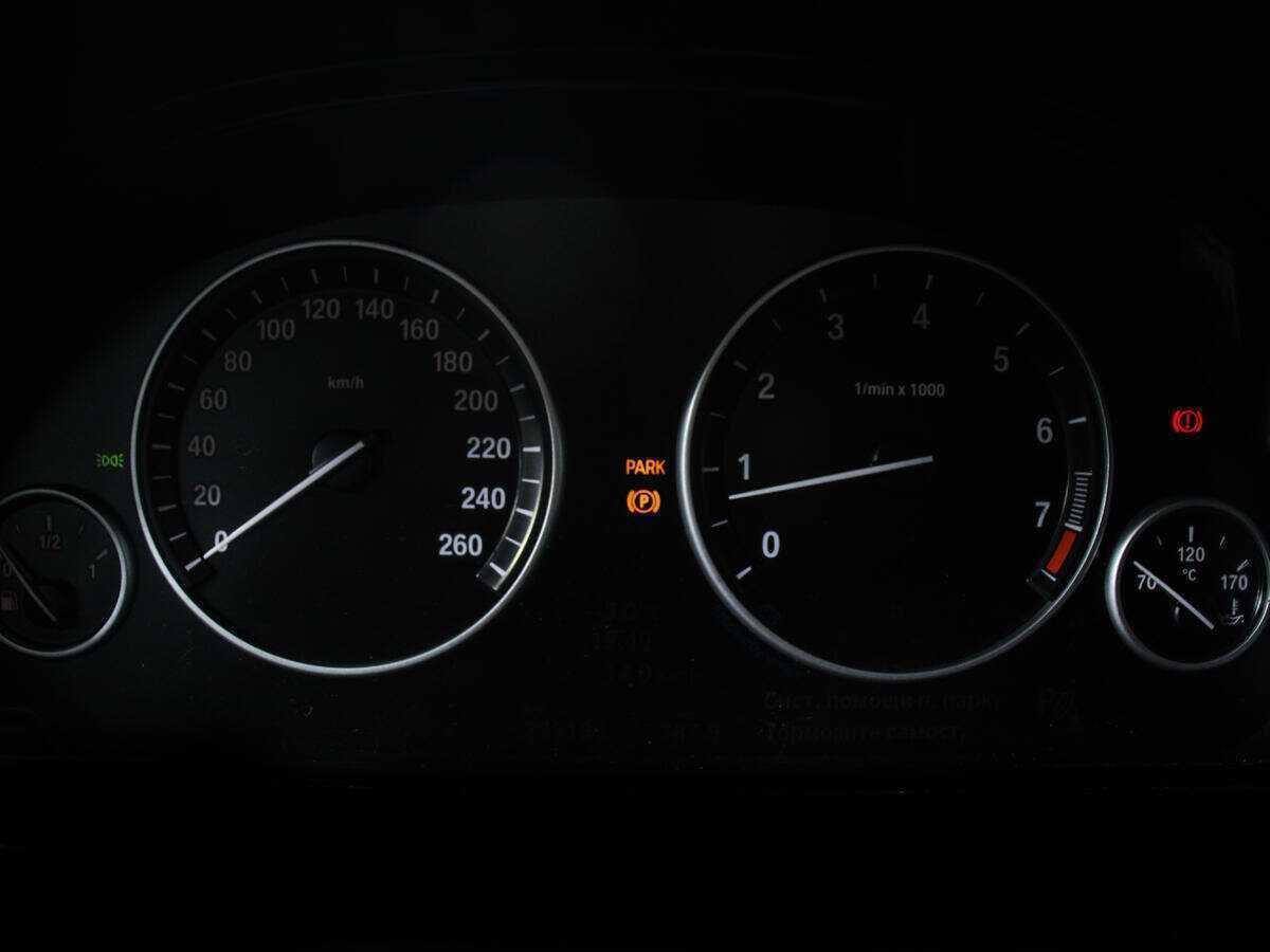 BMW 5 серии 2013 года с пробегом. Фото: #5