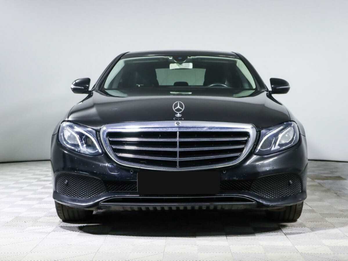 Mercedes-Benz E-Класс 2017 года с пробегом. Фото: #1