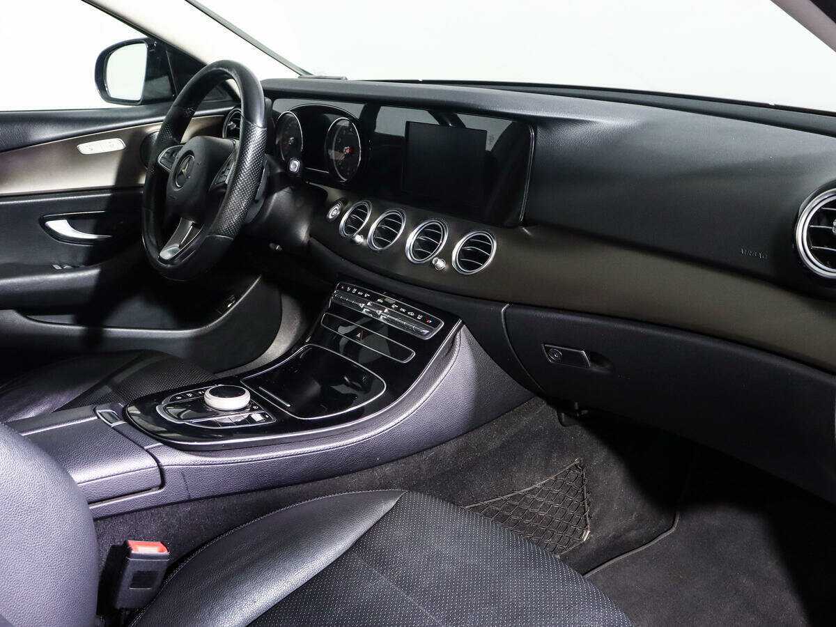 Mercedes-Benz E-Класс 2017 года с пробегом. Фото: #8