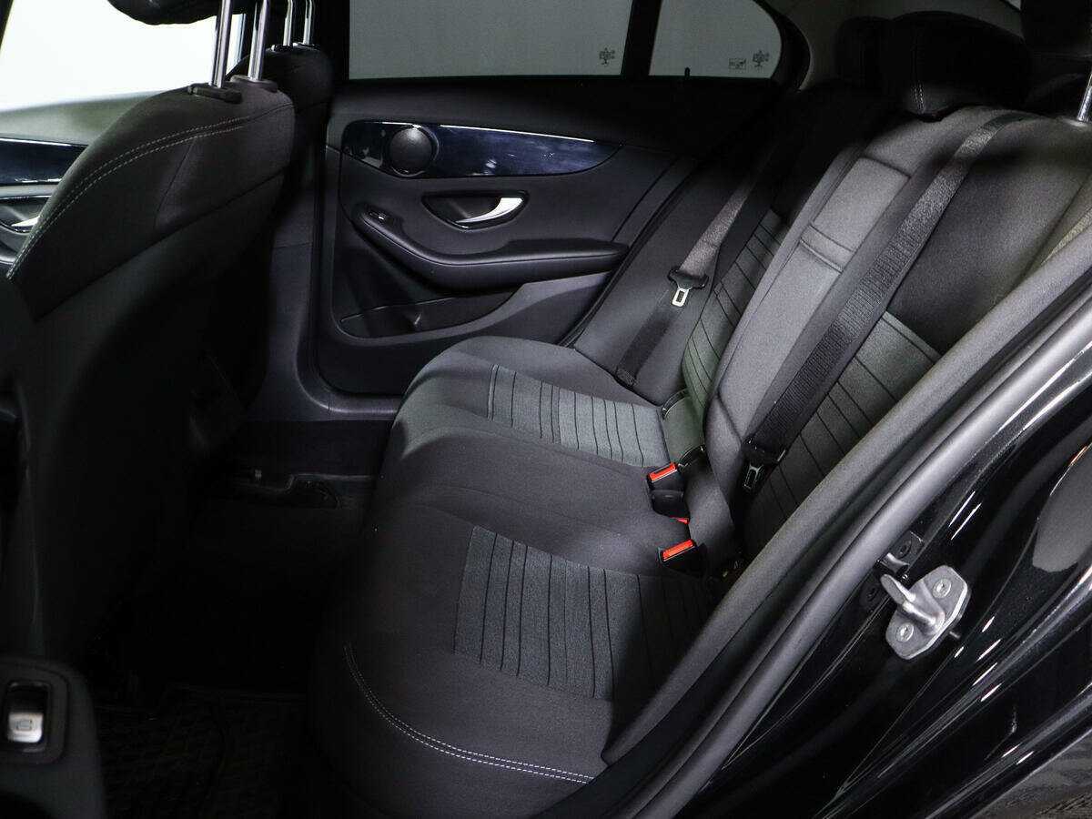 Mercedes-Benz C-Класс 2018 года с пробегом. Фото: #6