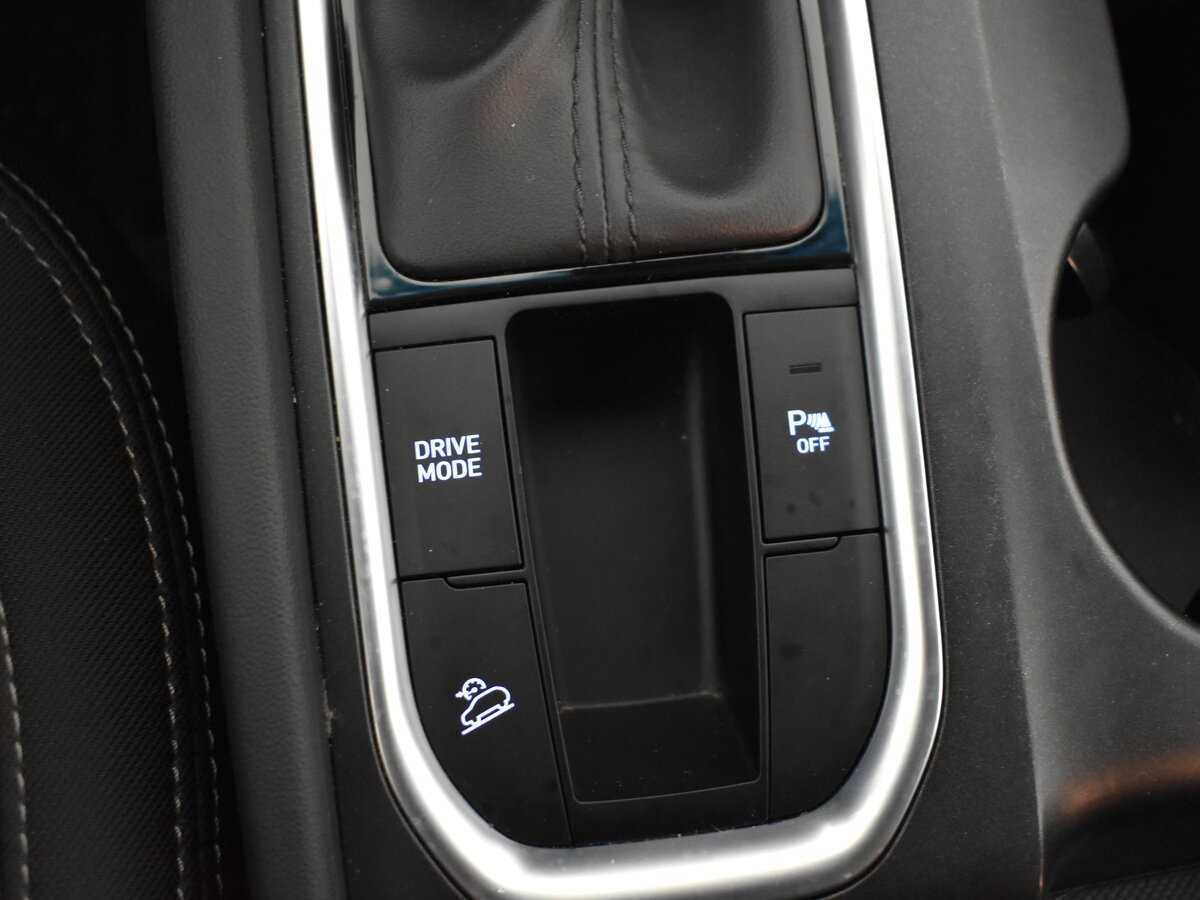 Hyundai Santa Fe 2019 года с пробегом. Фото: #14