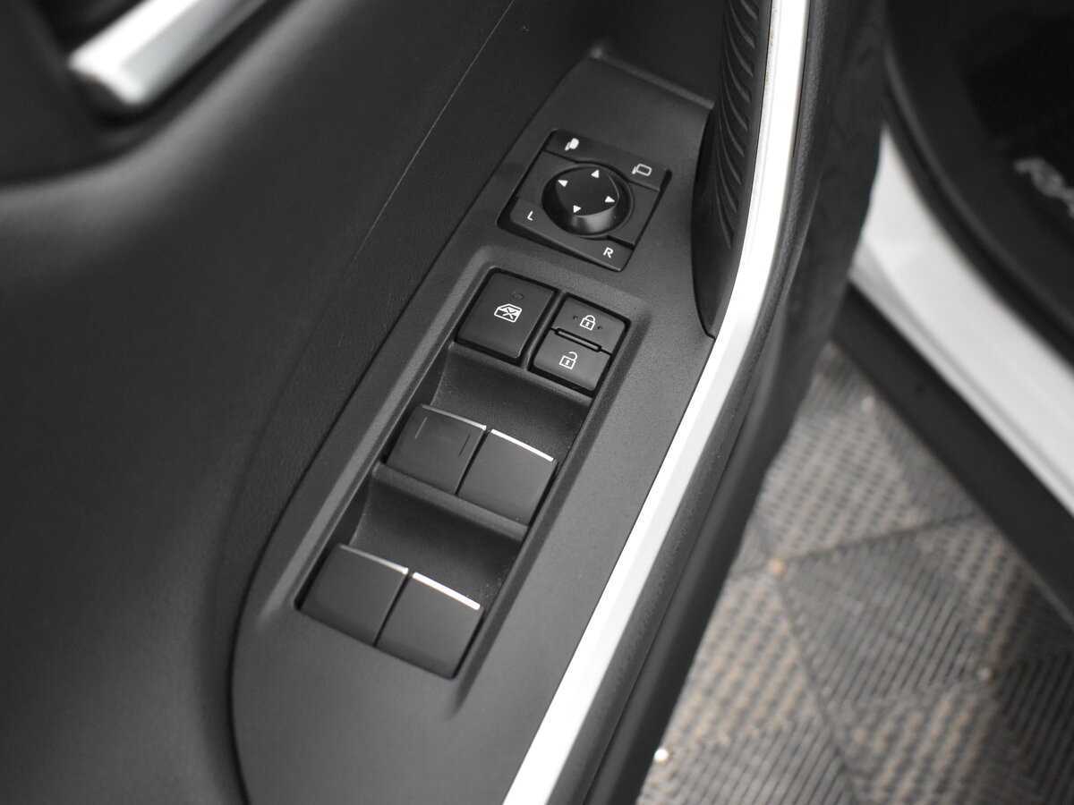 Toyota RAV4 2021 года с пробегом. Фото: #10