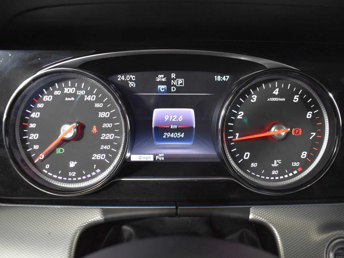 Mercedes-Benz E-Класс 2018 года с пробегом. Фото: #8