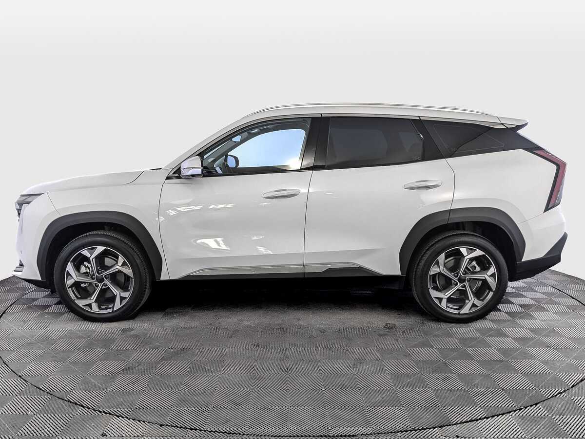 Geely Atlas 2024 года с пробегом. Фото: #7