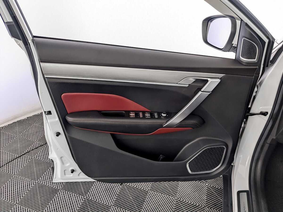 Б/У Джили Кулрэй 2021 года. Фото: #14