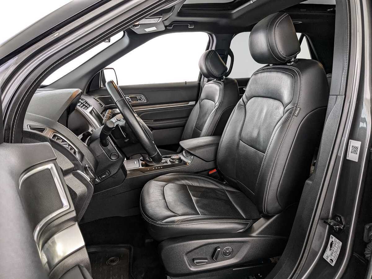 Ford Explorer 2017 года с пробегом. Фото: #14