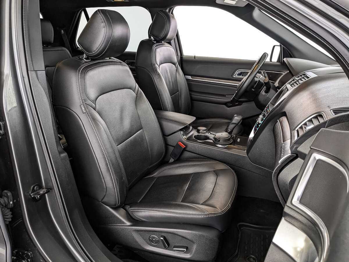 Ford Explorer 2017 года с пробегом. Фото: #16