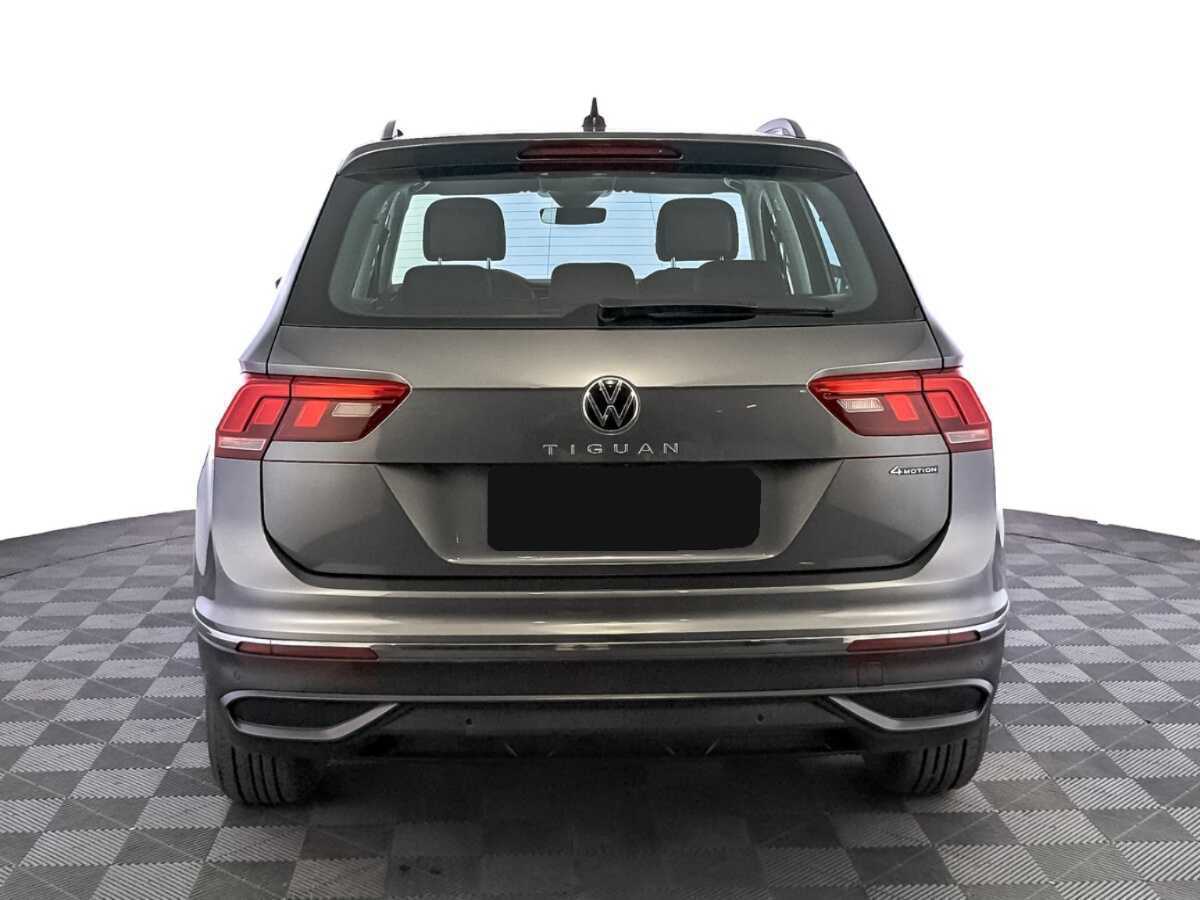 Volkswagen Tiguan 2021 года с пробегом. Фото: #5