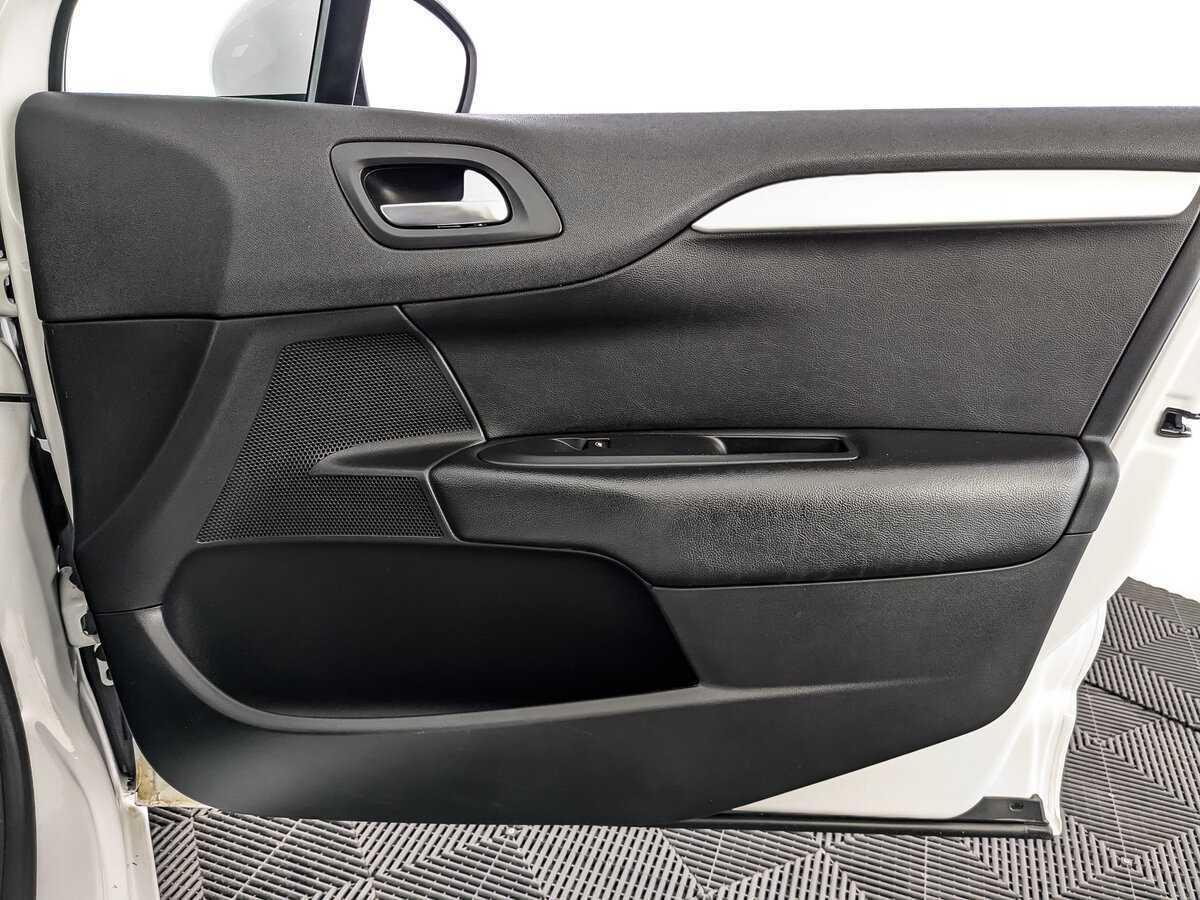 Citroen C4 2014 года с пробегом. Фото: #19