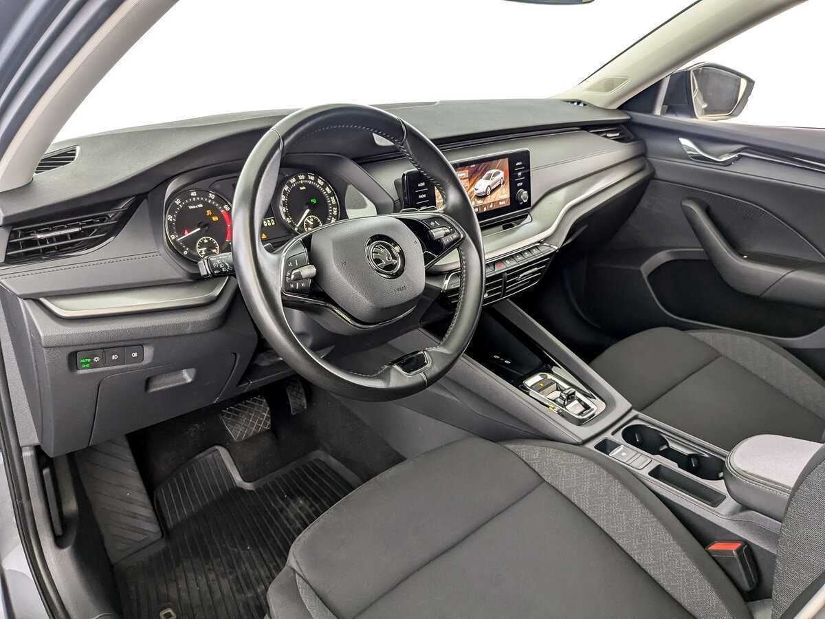 Skoda Octavia 2021 года с пробегом. Фото: #13