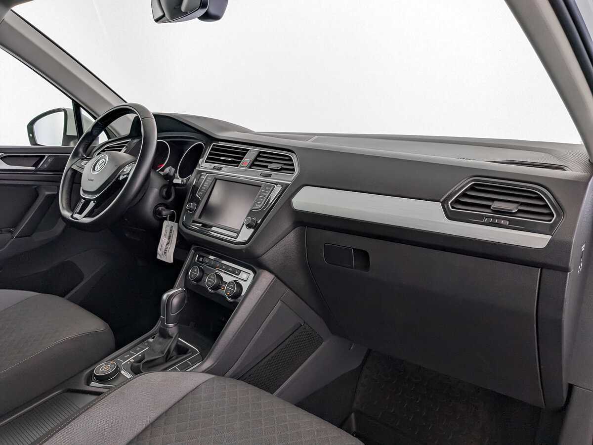Volkswagen Tiguan 2017 года с пробегом. Фото: #8