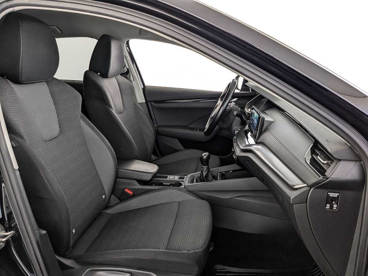 Skoda Octavia 2021 года с пробегом. Фото: #19