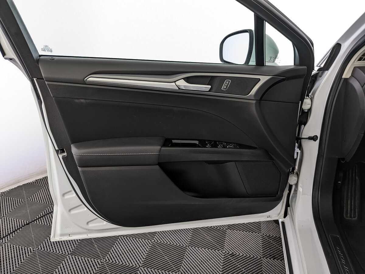 Ford Mondeo 2016 года с пробегом. Фото: #13