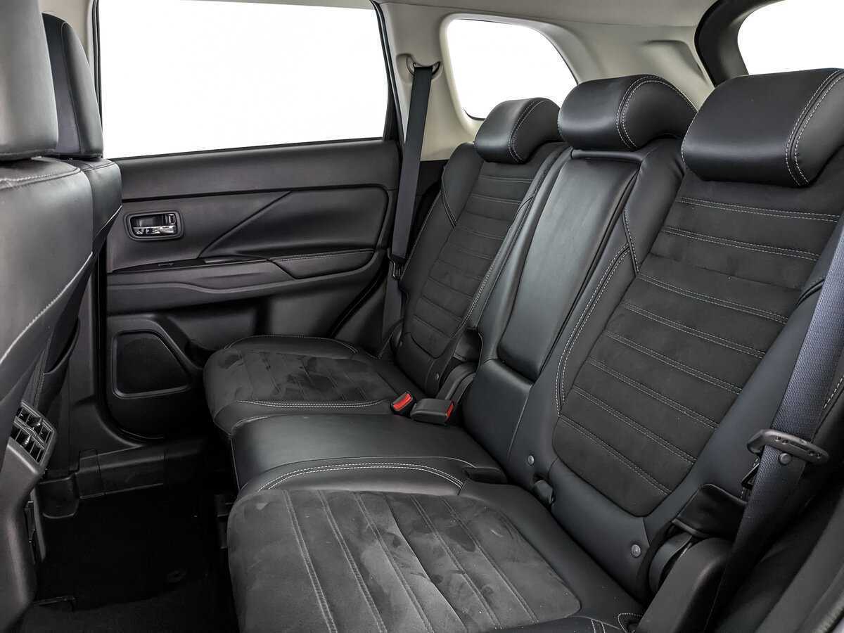 Mitsubishi Outlander 2022 года с пробегом. Фото: #13