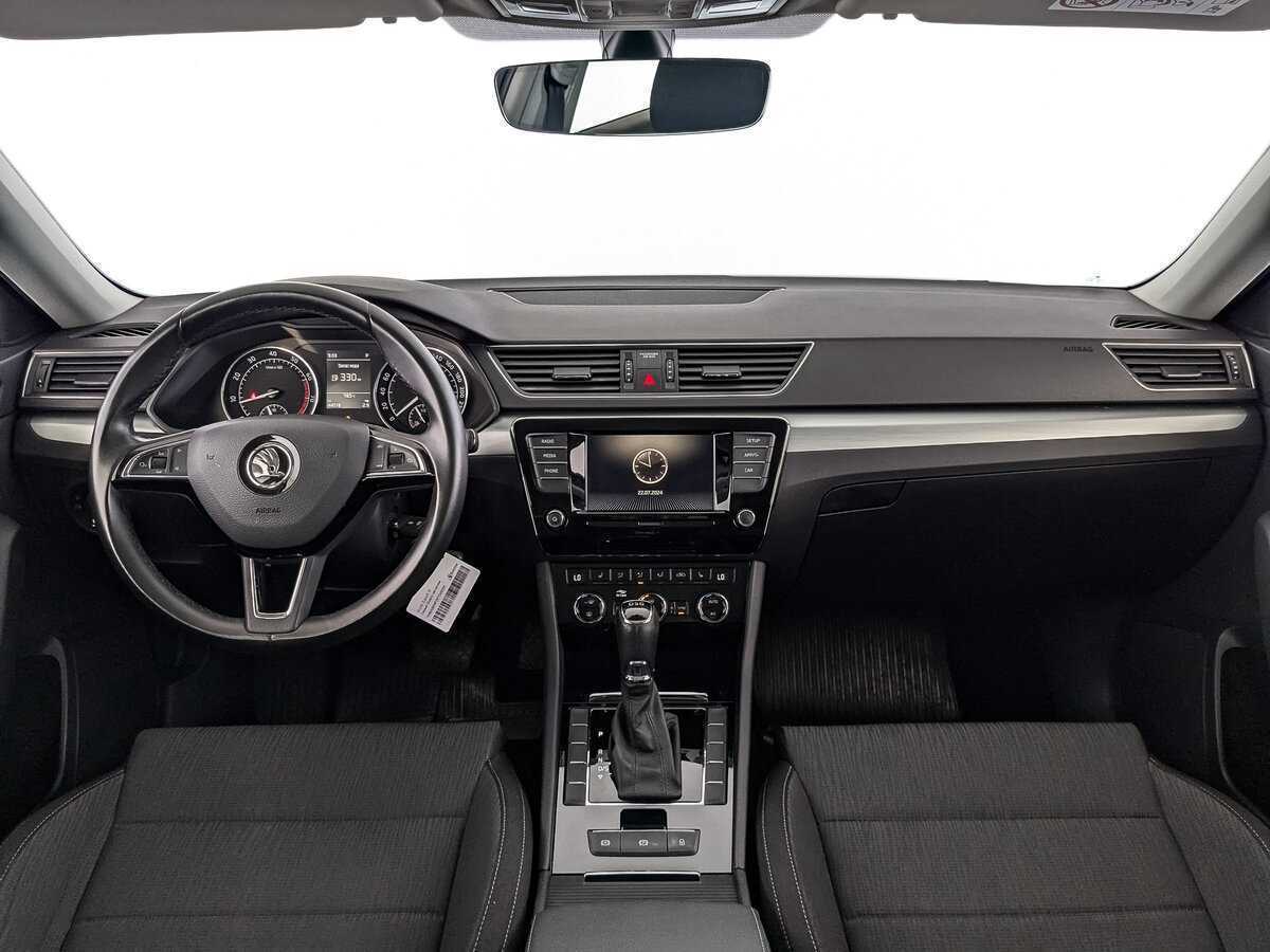 Skoda Superb 2019 года с пробегом. Фото: #9