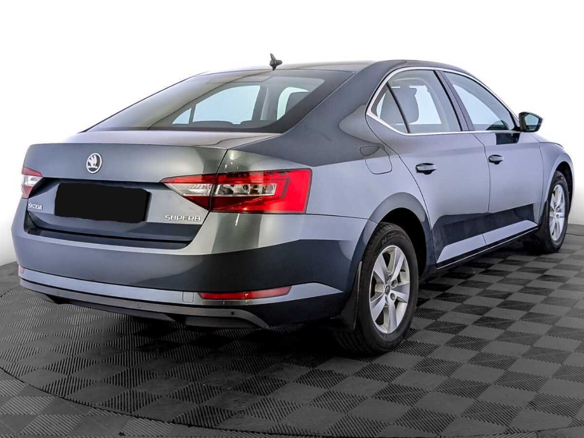 Skoda Superb 2019 года с пробегом. Фото: #4