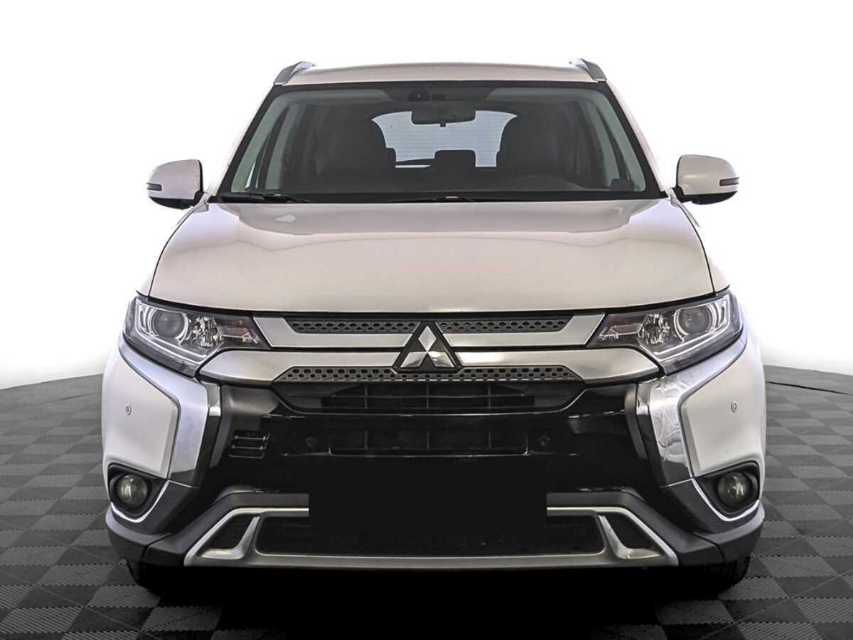 Mitsubishi Outlander 2019 года с пробегом. Фото: #1