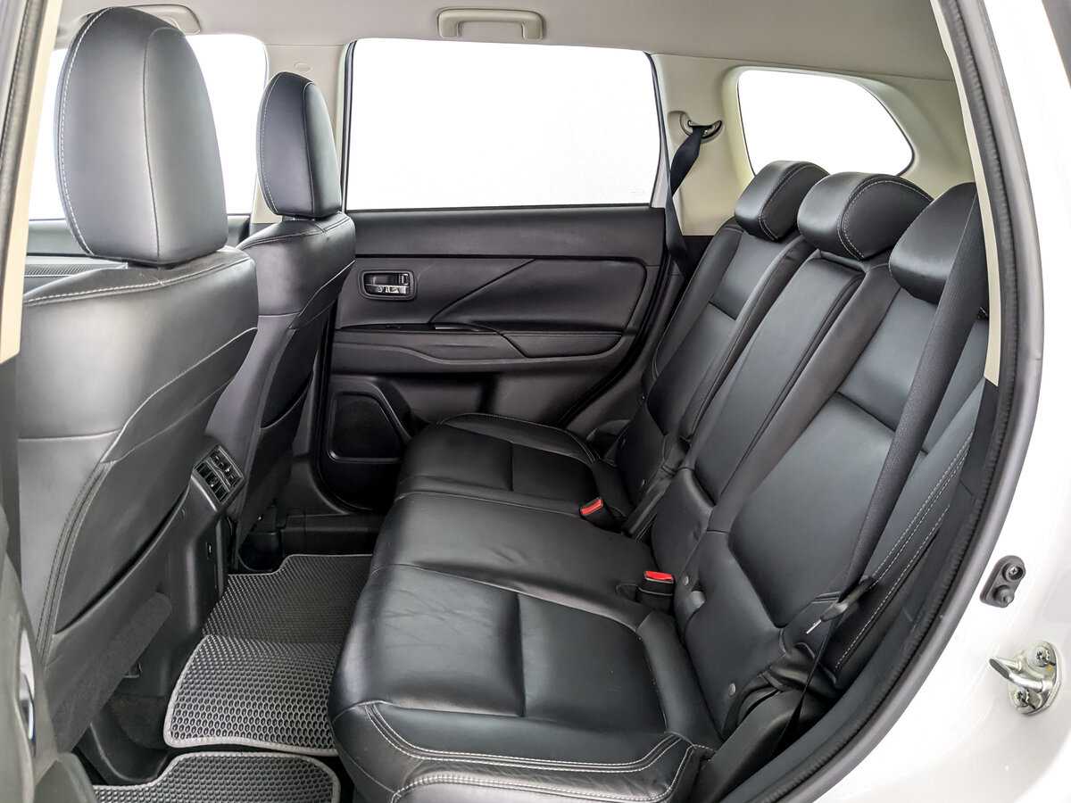 Mitsubishi Outlander 2019 года с пробегом. Фото: #9