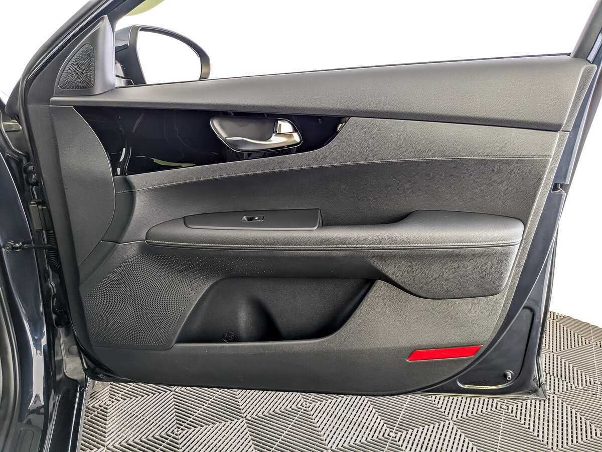 Kia Cerato 2021 года с пробегом. Фото: #19