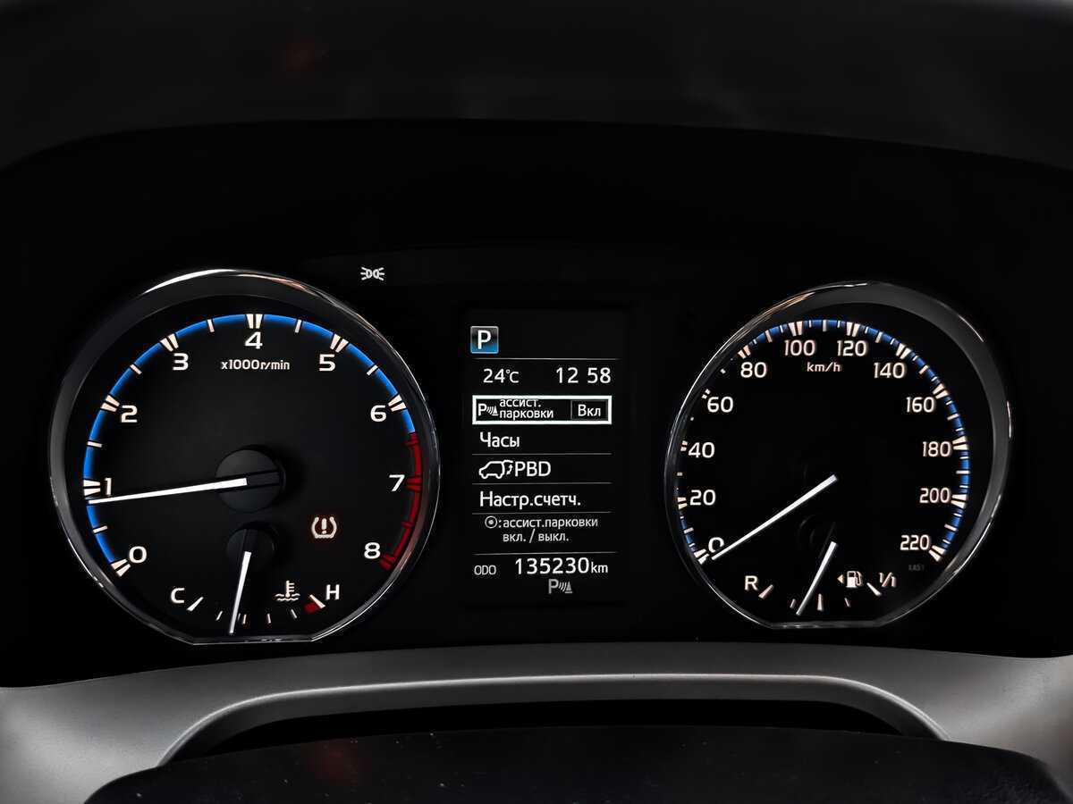 Toyota RAV4 2017 года с пробегом. Фото: #11