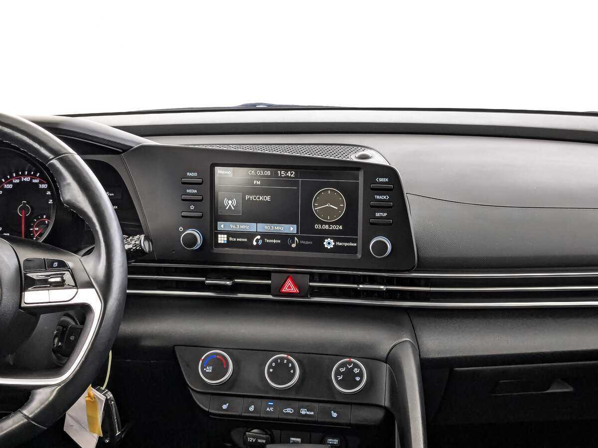 Hyundai Elantra 2022 года с пробегом. Фото: #12