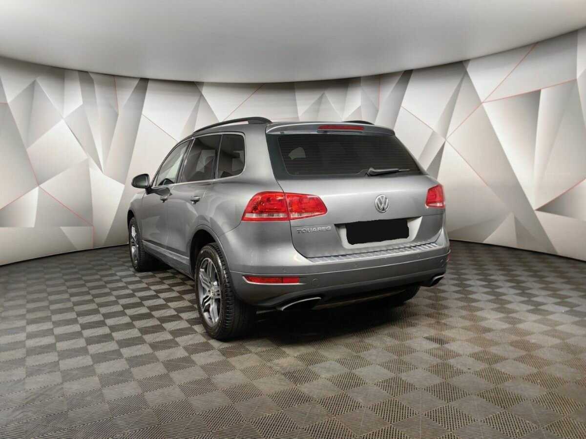 Volkswagen Touareg 2012 года с пробегом. Фото: #3