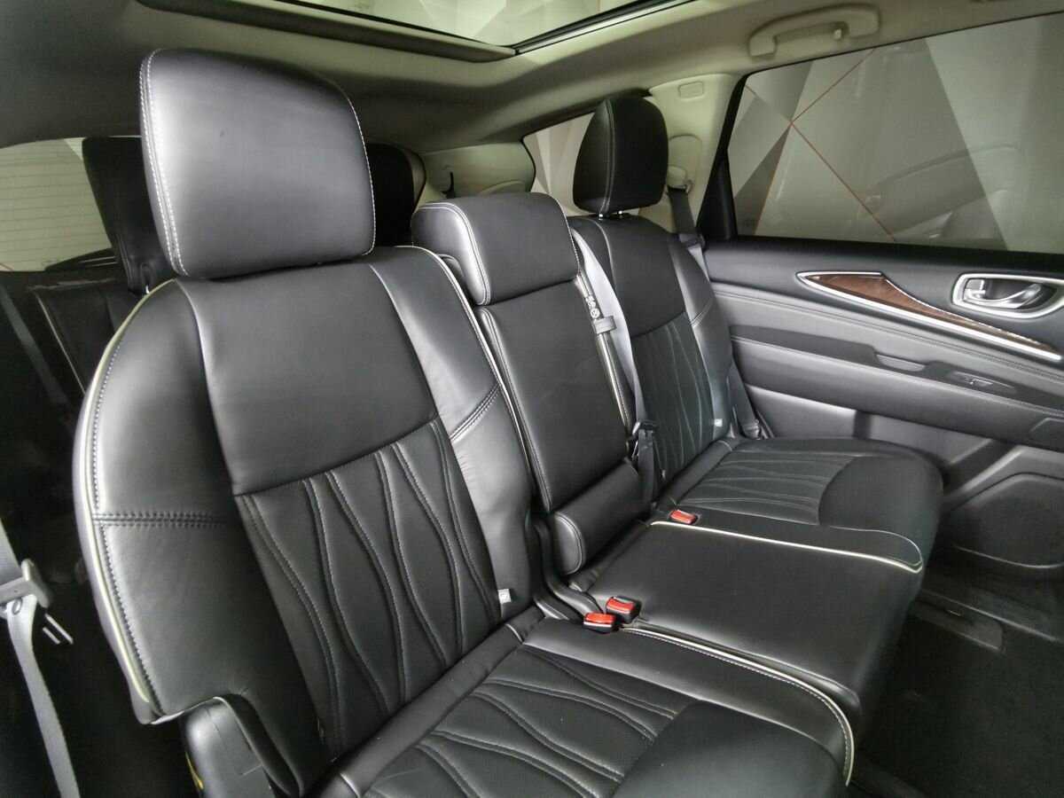 Infiniti QX60 2017 года с пробегом. Фото: #12