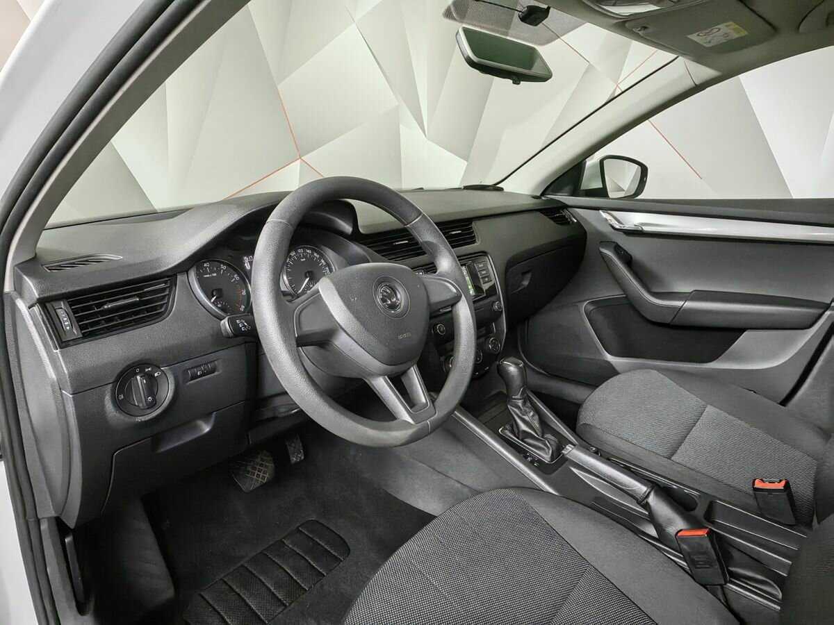 Skoda Octavia 2015 года с пробегом. Фото: #13