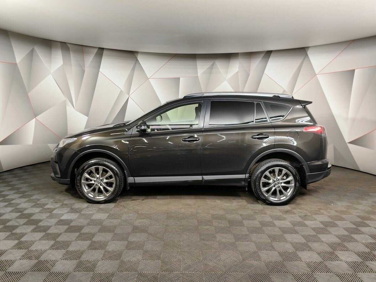 Toyota RAV4 2016 года с пробегом. Фото: #4