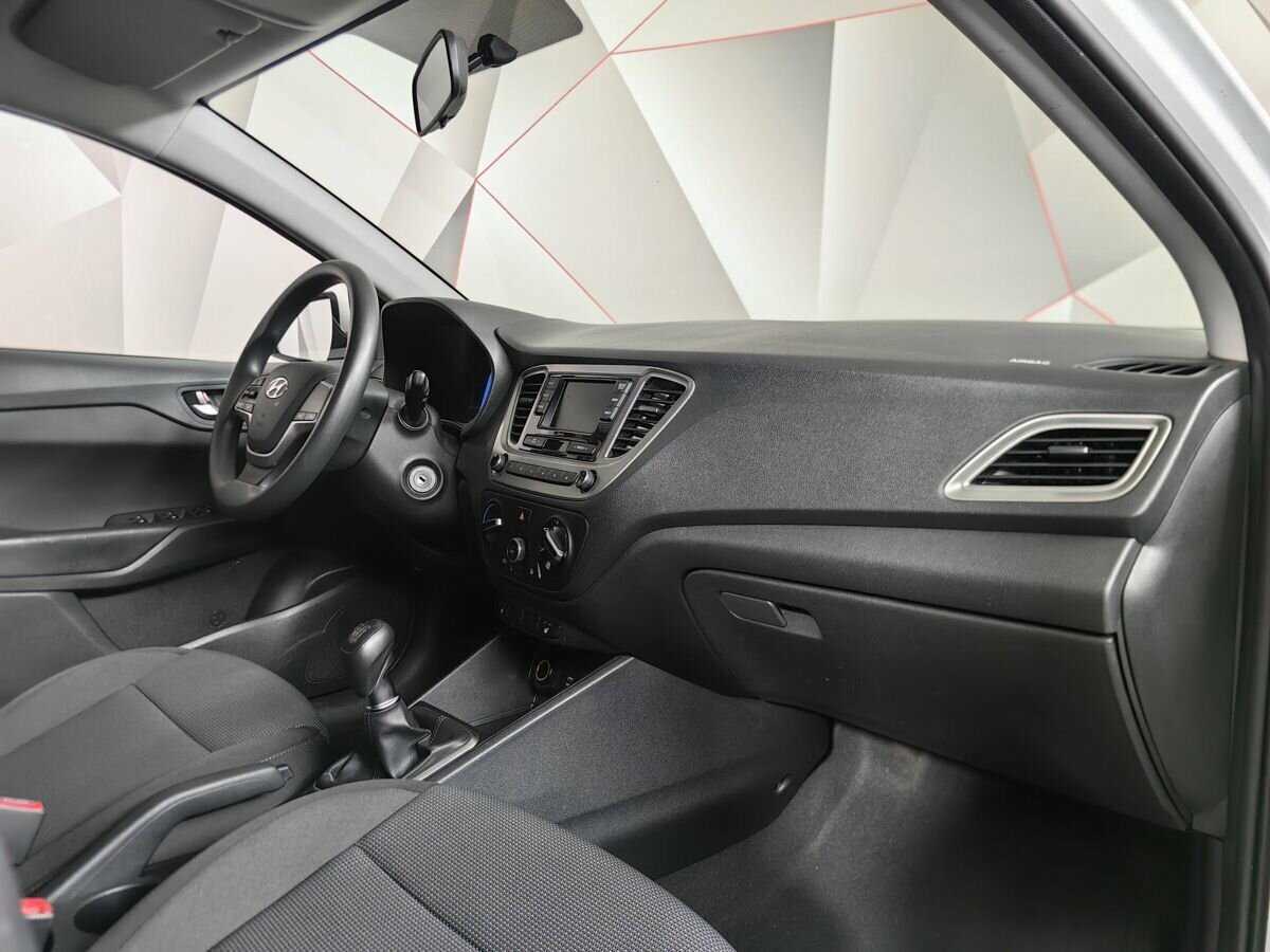 Hyundai Solaris 2021 года с пробегом. Фото: #8