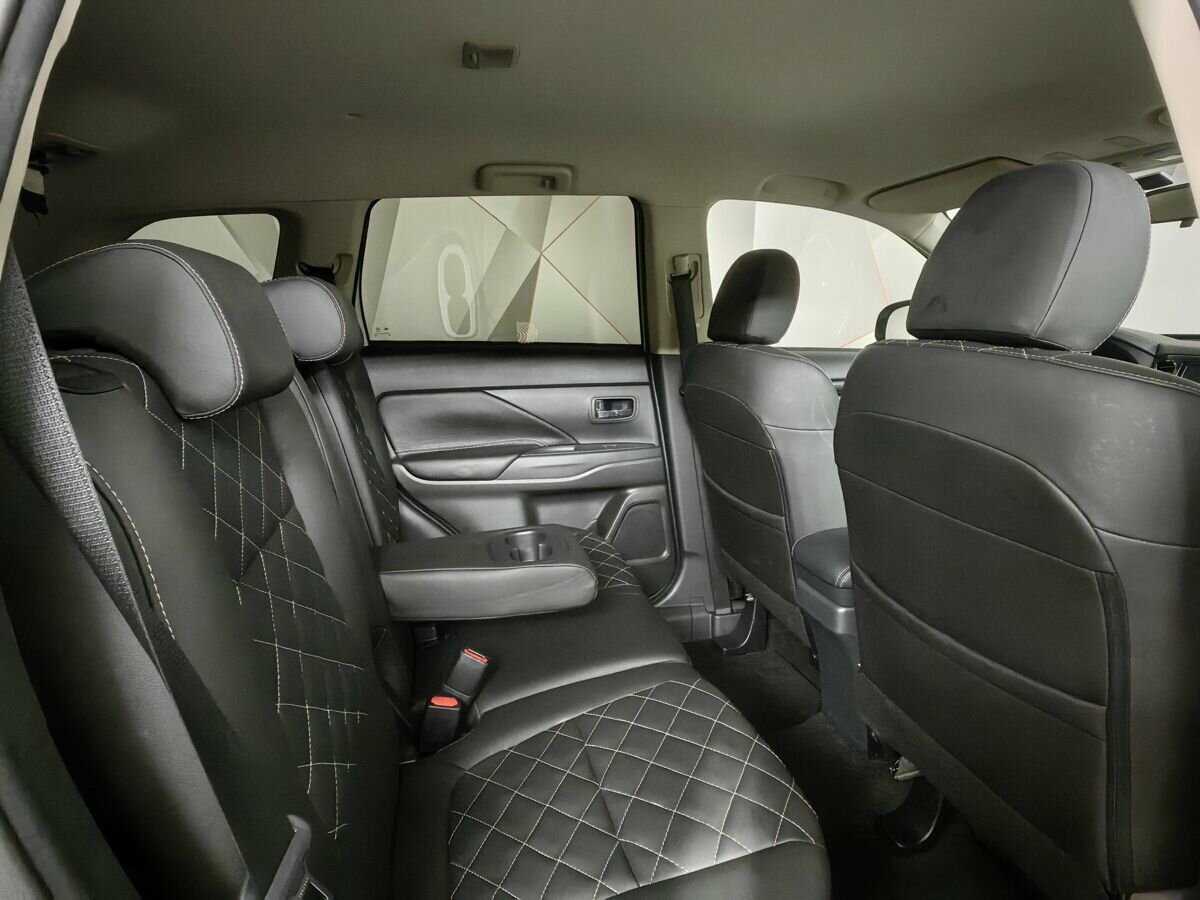 Mitsubishi Outlander 2022 года с пробегом. Фото: #7