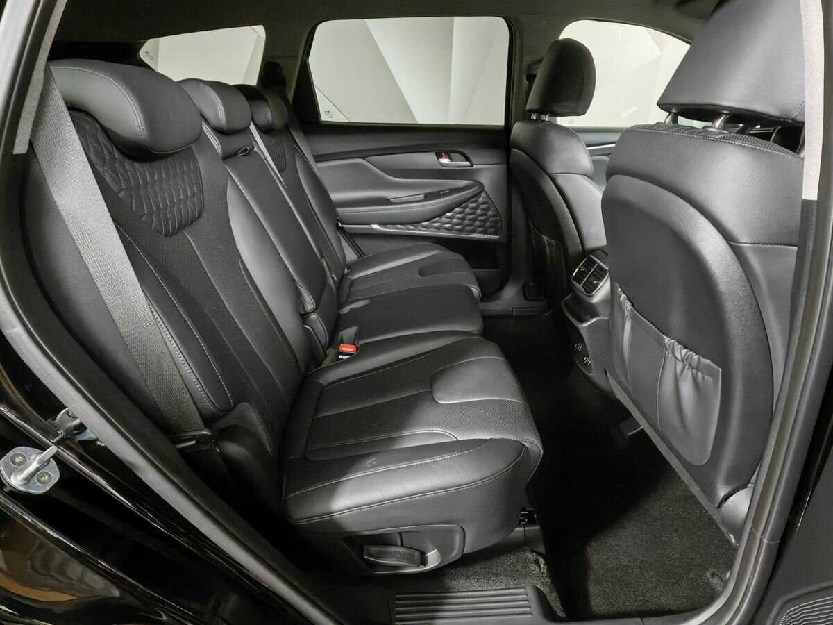 Hyundai Santa Fe 2019 года с пробегом. Фото: #11