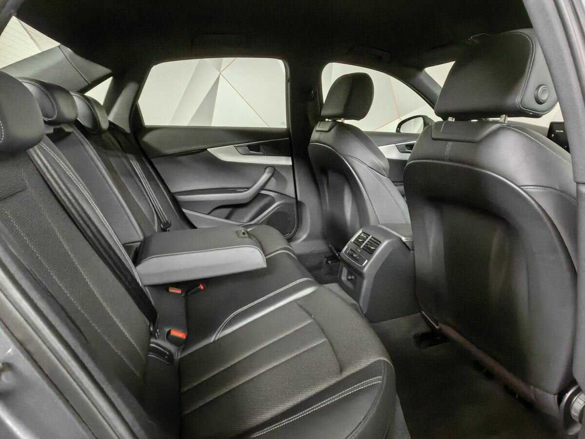 Audi A4 2016 года с пробегом. Фото: #11