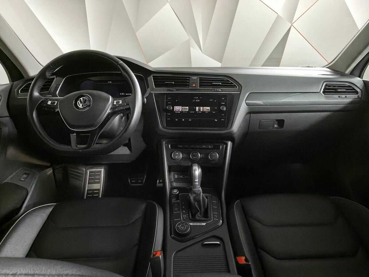 Volkswagen Tiguan 2018 года с пробегом. Фото: #7