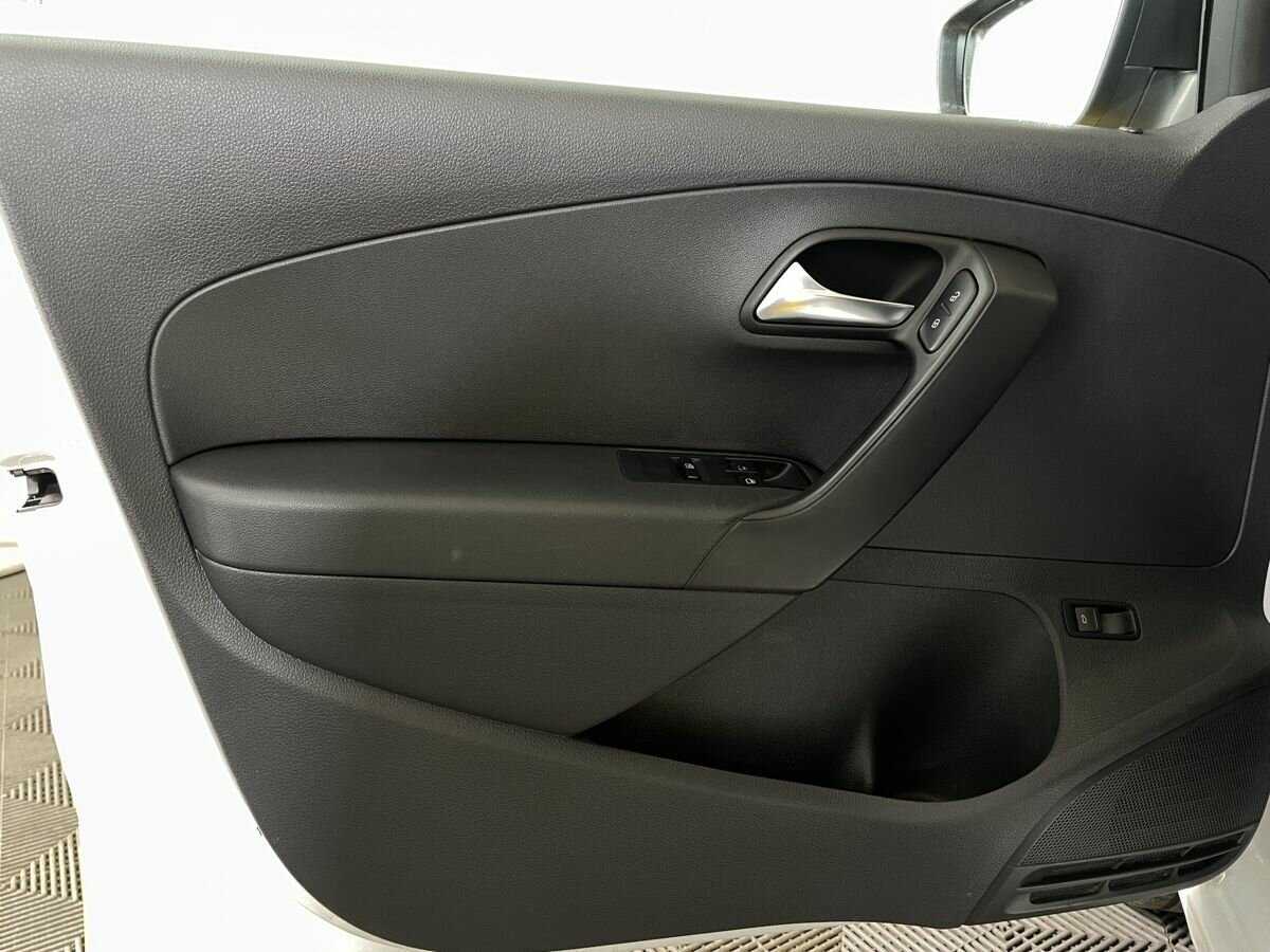 Volkswagen Polo 2017 года с пробегом. Фото: #7