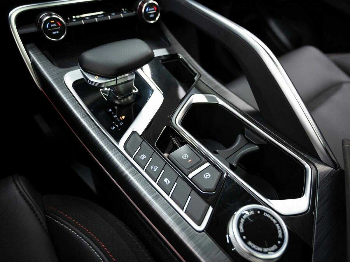 Geely Tugella 2022 года с пробегом. Фото: #26