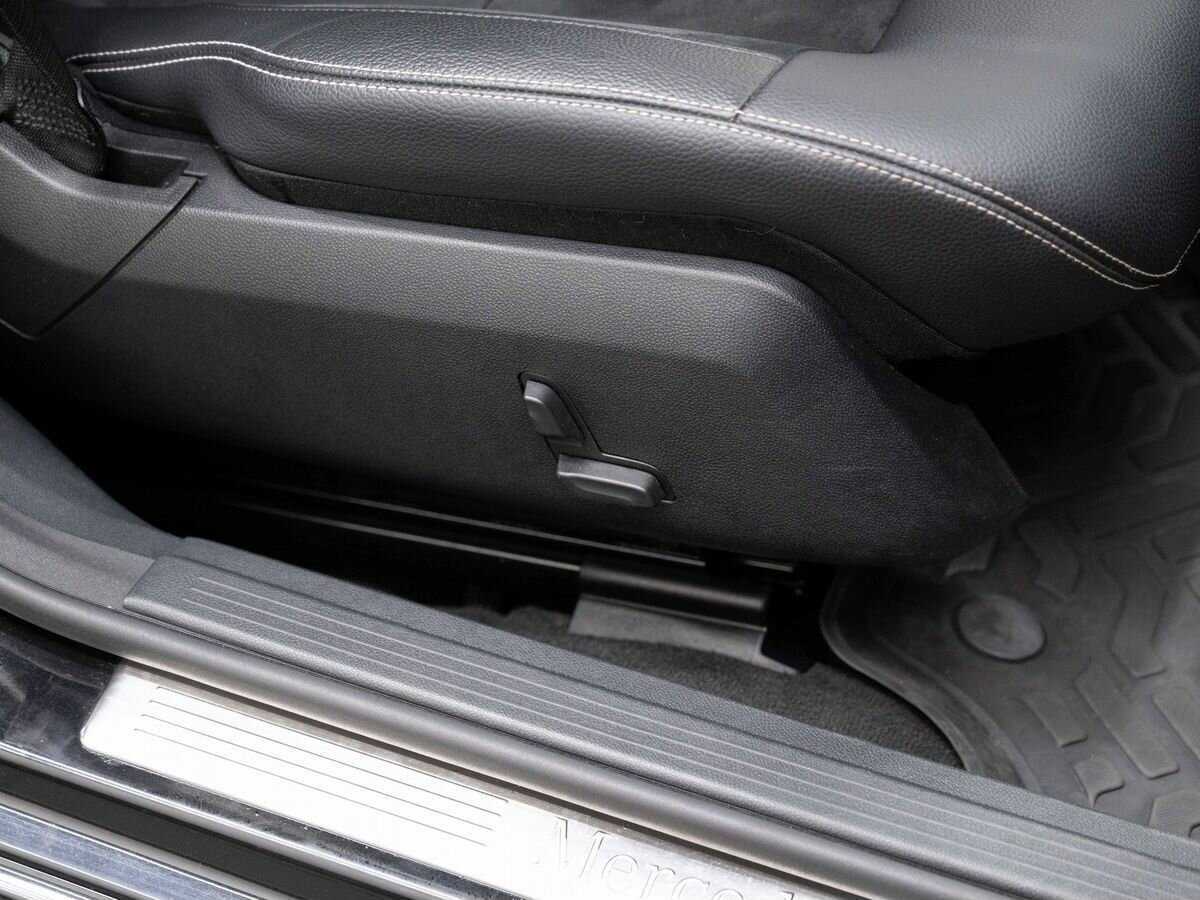 Mercedes-Benz E-Класс 2015 года с пробегом. Фото: #12