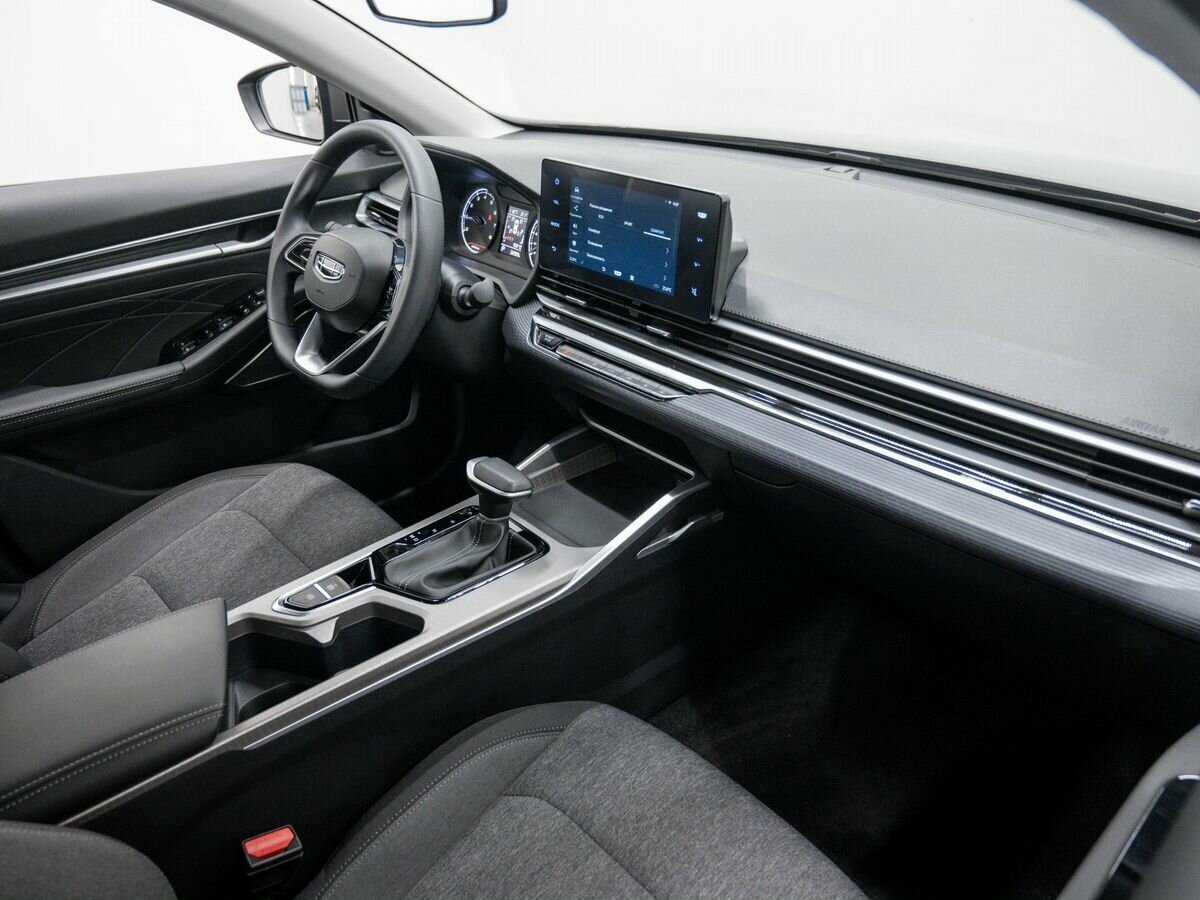 Geely Emgrand 2023 года с пробегом. Фото: #6