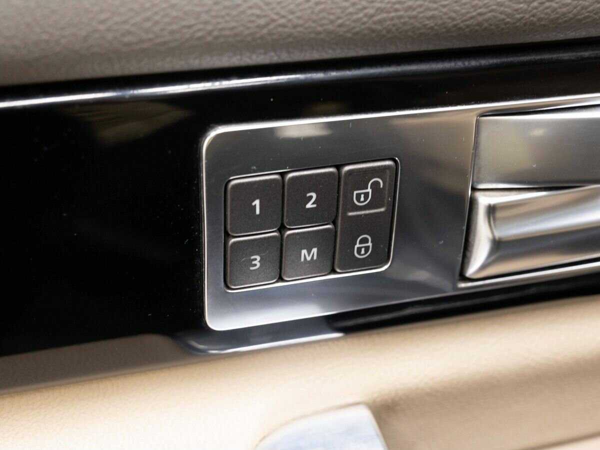 Land Rover Discovery 2014 года с пробегом. Фото: #21