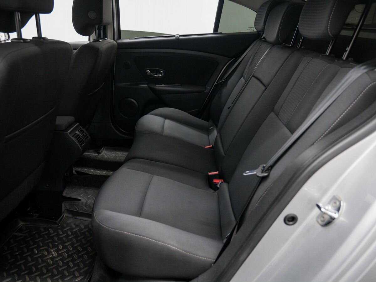 Renault Fluence 2013 года с пробегом. Фото: #11