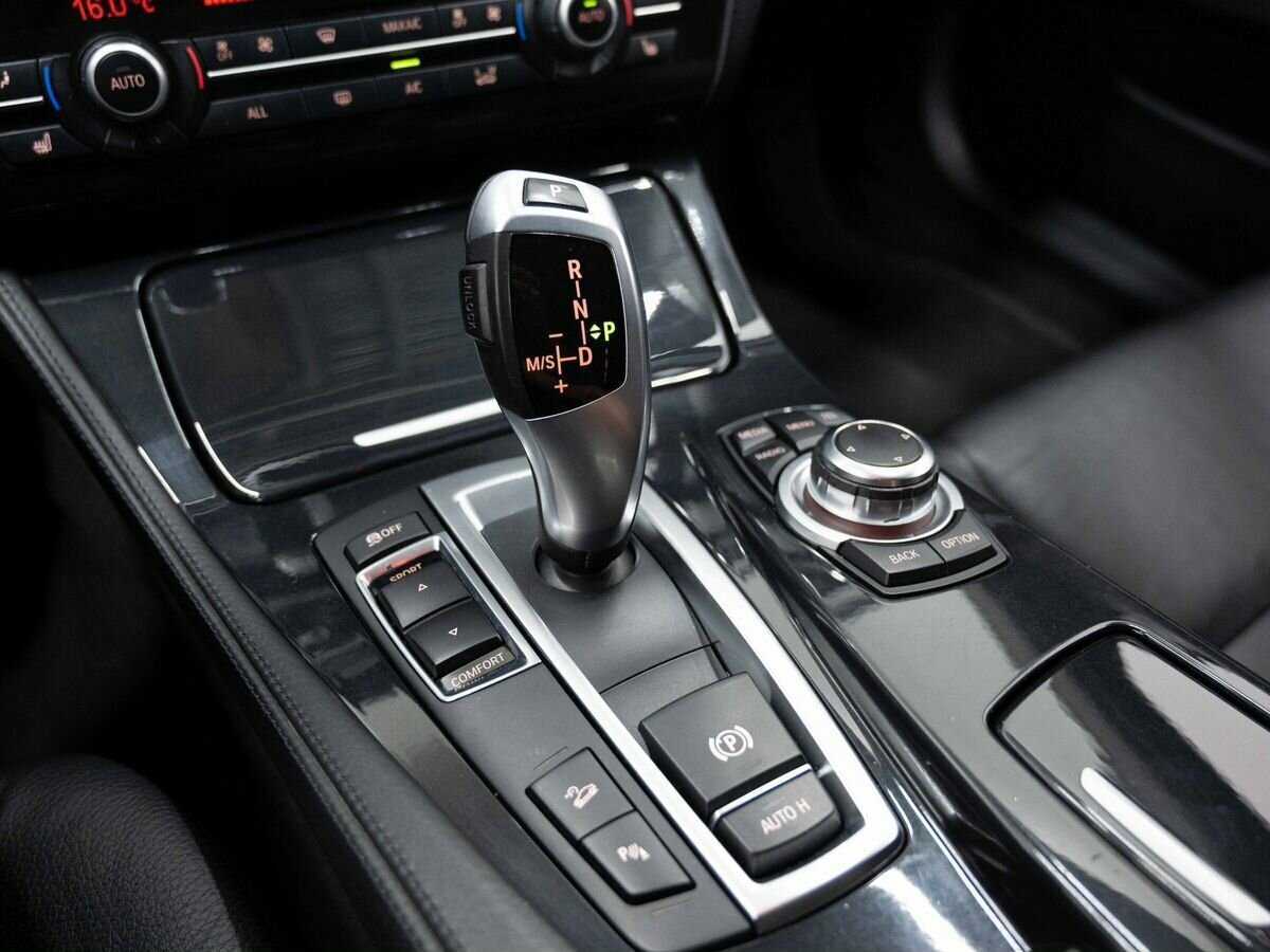 BMW 5 серии 2012 года с пробегом. Фото: #18