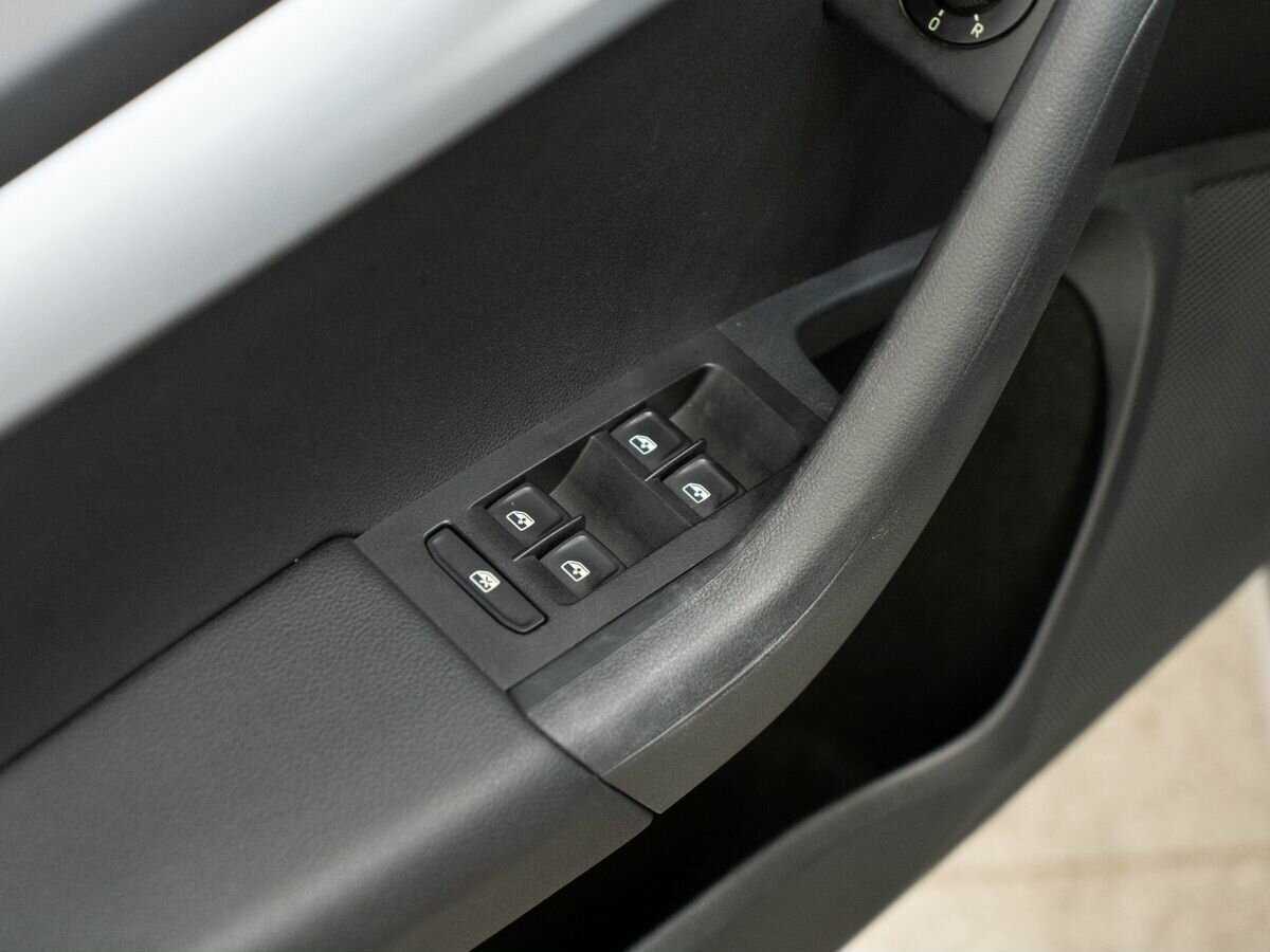 Skoda Octavia 2017 года с пробегом. Фото: #13