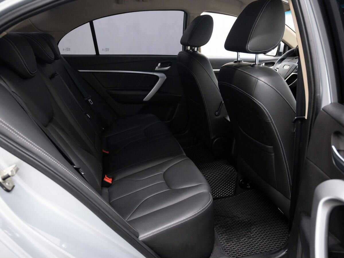 Geely Emgrand 7 2020 года с пробегом. Фото: #9