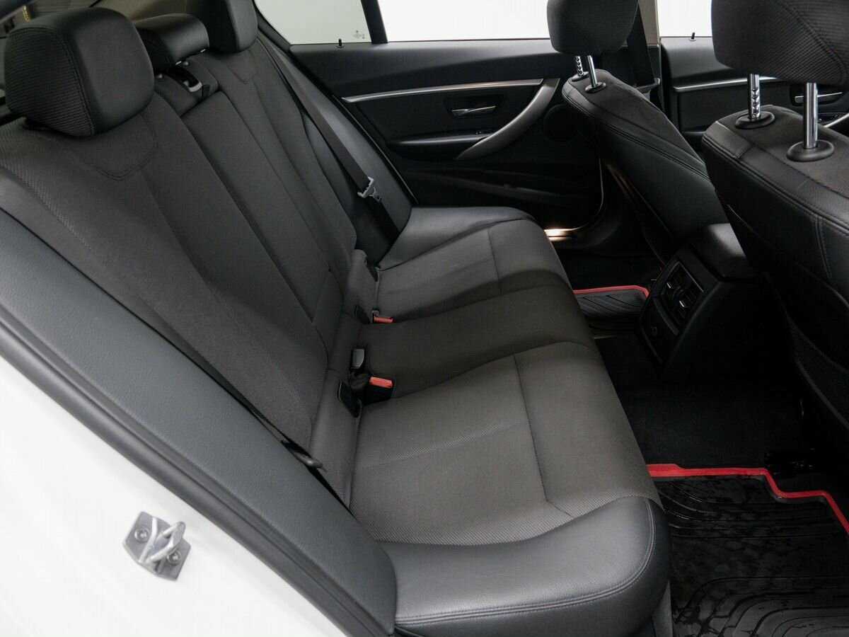 BMW 3 серии 2017 года с пробегом. Фото: #8