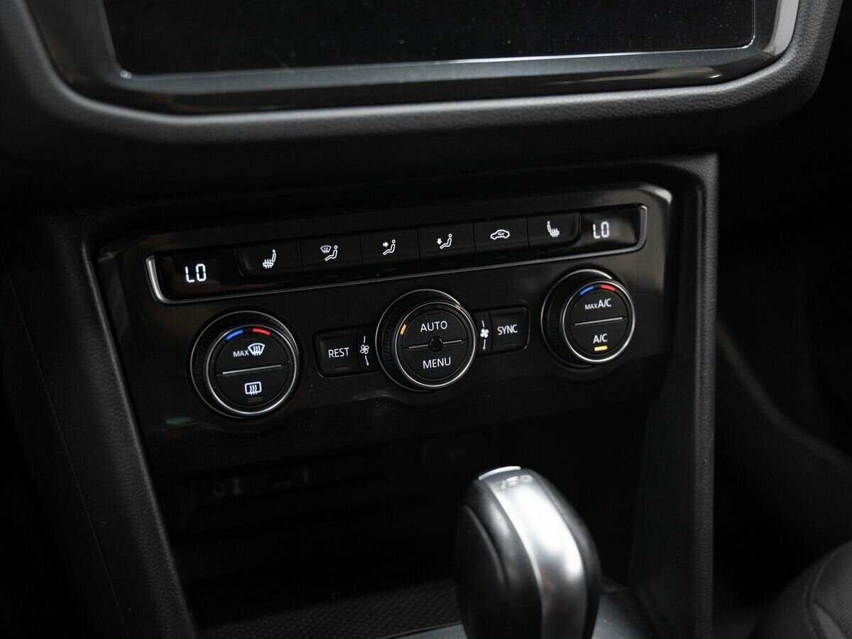 Volkswagen Tiguan 2018 года с пробегом. Фото: #21