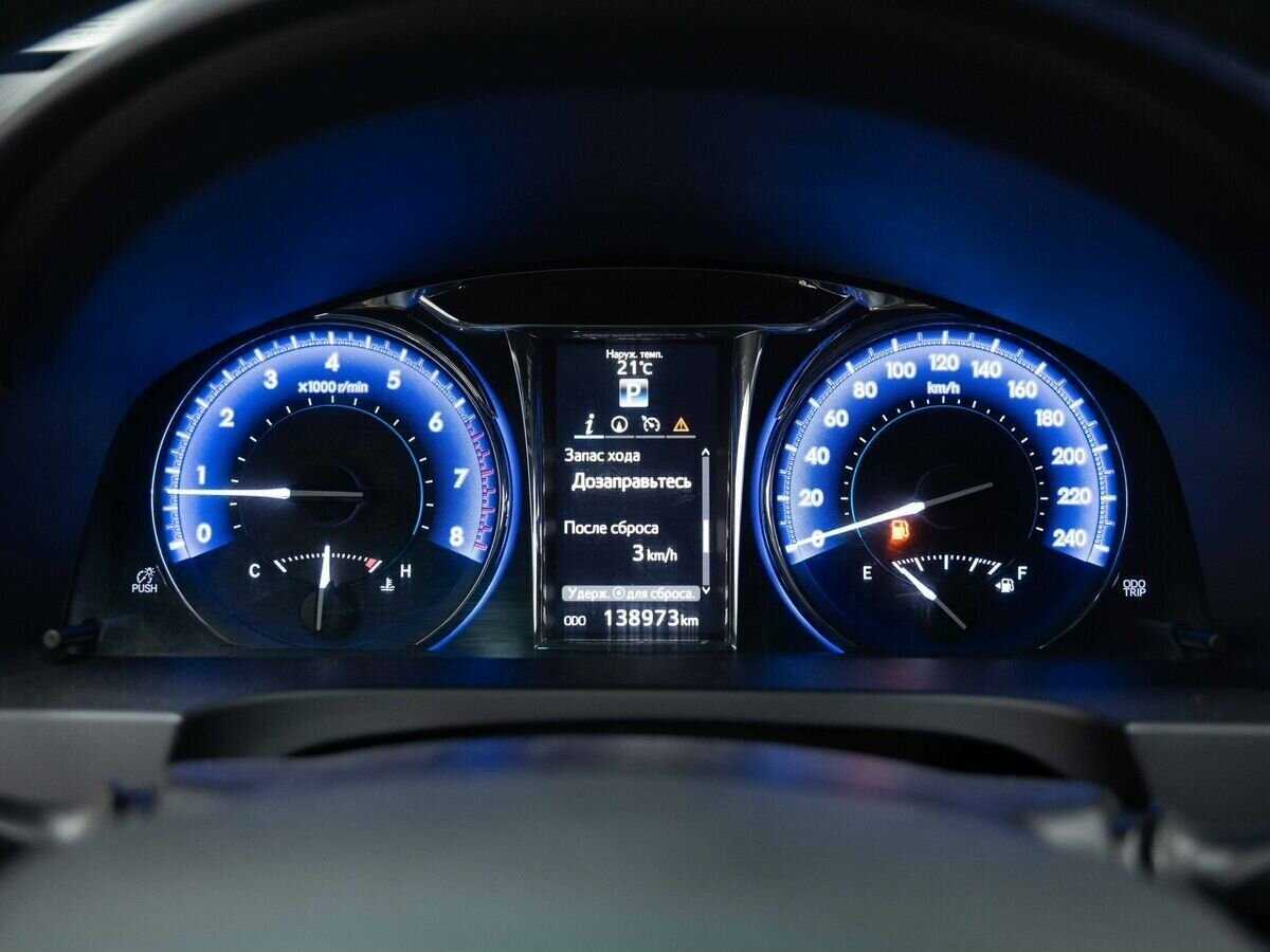 Toyota Camry 2014 года с пробегом. Фото: #16