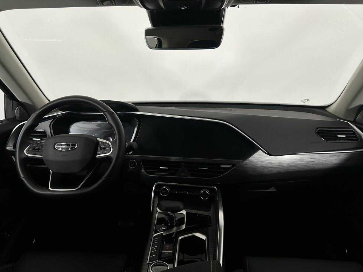 Geely Tugella 2021 года с пробегом. Фото: #4