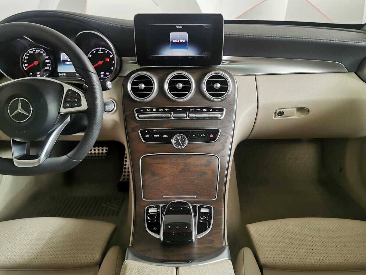 Mercedes-Benz C-Класс 2015 года с пробегом. Фото: #10