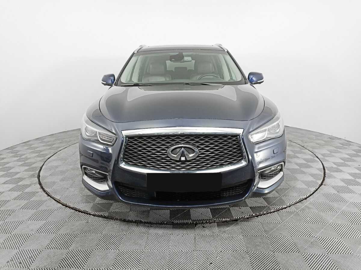 Infiniti QX60 2018 года с пробегом. Фото: #1
